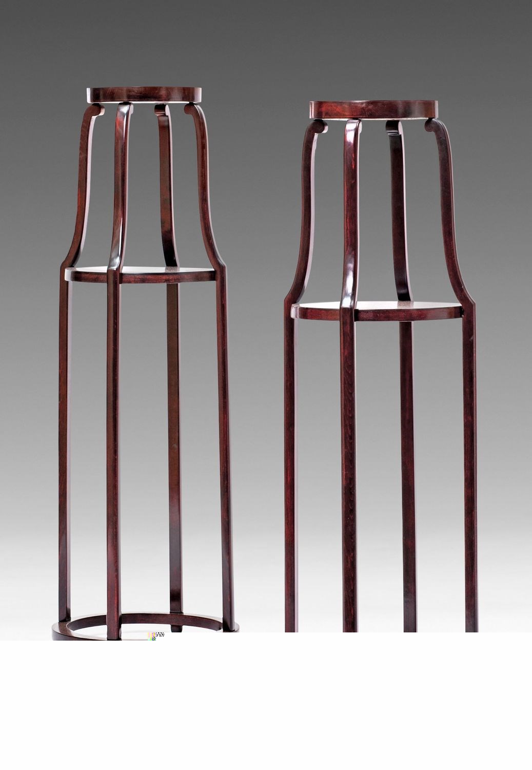 A PAIR OF FLOWER STANDS